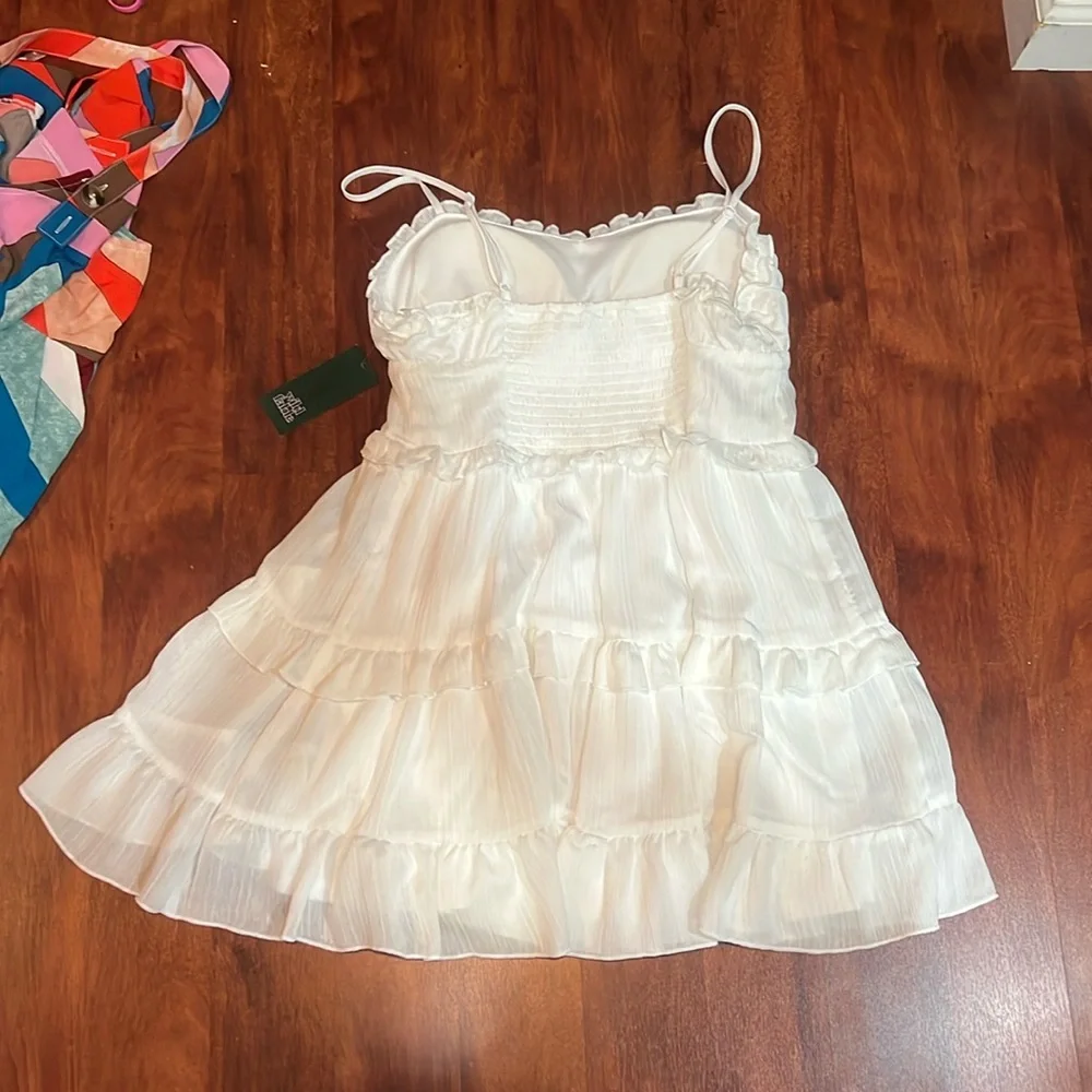 NWT size medium white target ruffle padded mini dress - Picture 2 of 8